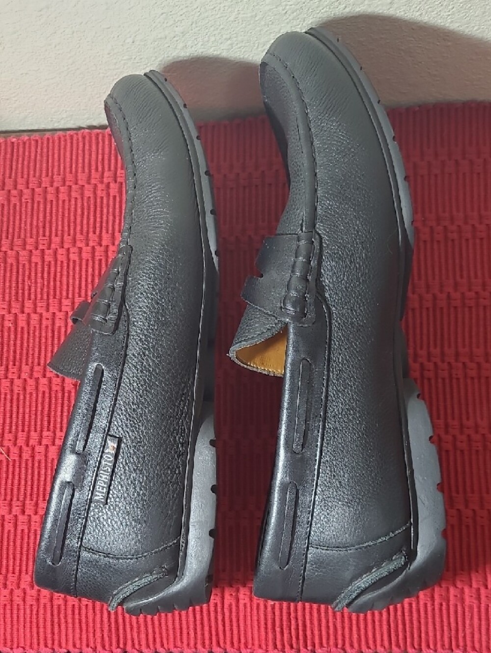 Mephisto Men’s Black Leather Penny Loafers - Picture 9 of 9